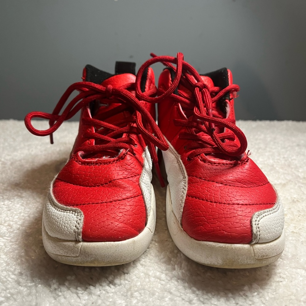 Kids Nike Air Jordan Pre-owned Size 12C